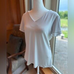 NWT Calvin Klein Women’s Medium Gray Short Flutter Sleeve Shirt Classy.